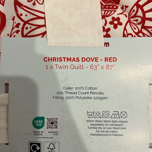 Cath Kidston Christmas Twin Quilt - Picture 2 of 2